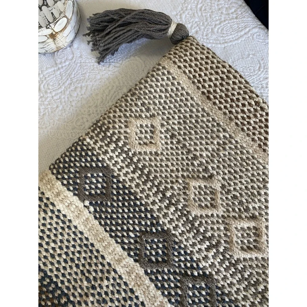 Boho Woven‎ Wool Blend Pillow Covers 2 Pack with Tassels Decorative Throw